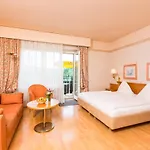 Gesundheit & Wellness Resort *